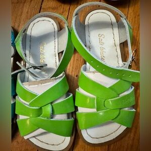 New Saltwater sandals green size 13